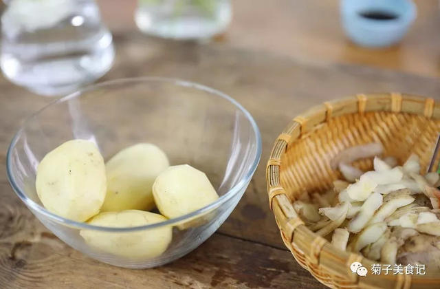 干锅土豆片的做法 3分钟学会干锅土豆片